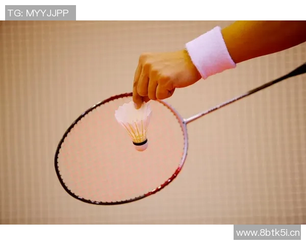 羽毛球新手必看:全面入门攻略与技巧分享助你快速提升水平 羽毛球新手必看:全面入门攻略与技巧分享助你快速提升水平